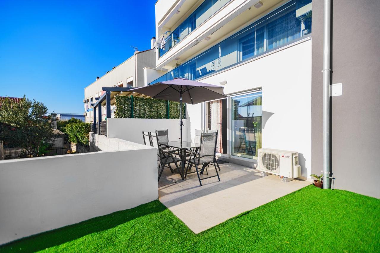 Holiday Apartment Zadar - With Summer Balcony And Parking Exterior photo